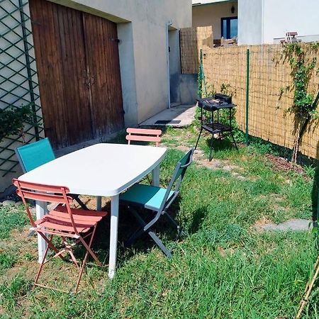 Ria Maison 4 Pers Avec Jardin Au Pied Des Montagnes מראה חיצוני תמונה